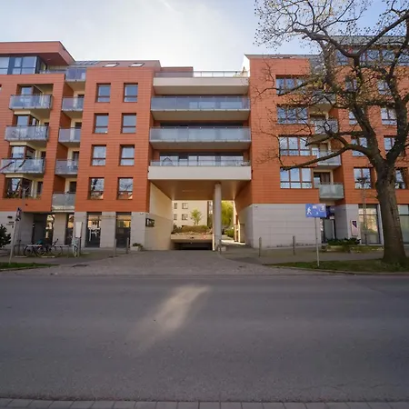 Apartment Maya's Flats & 81 - 3 Flat In Garnizon